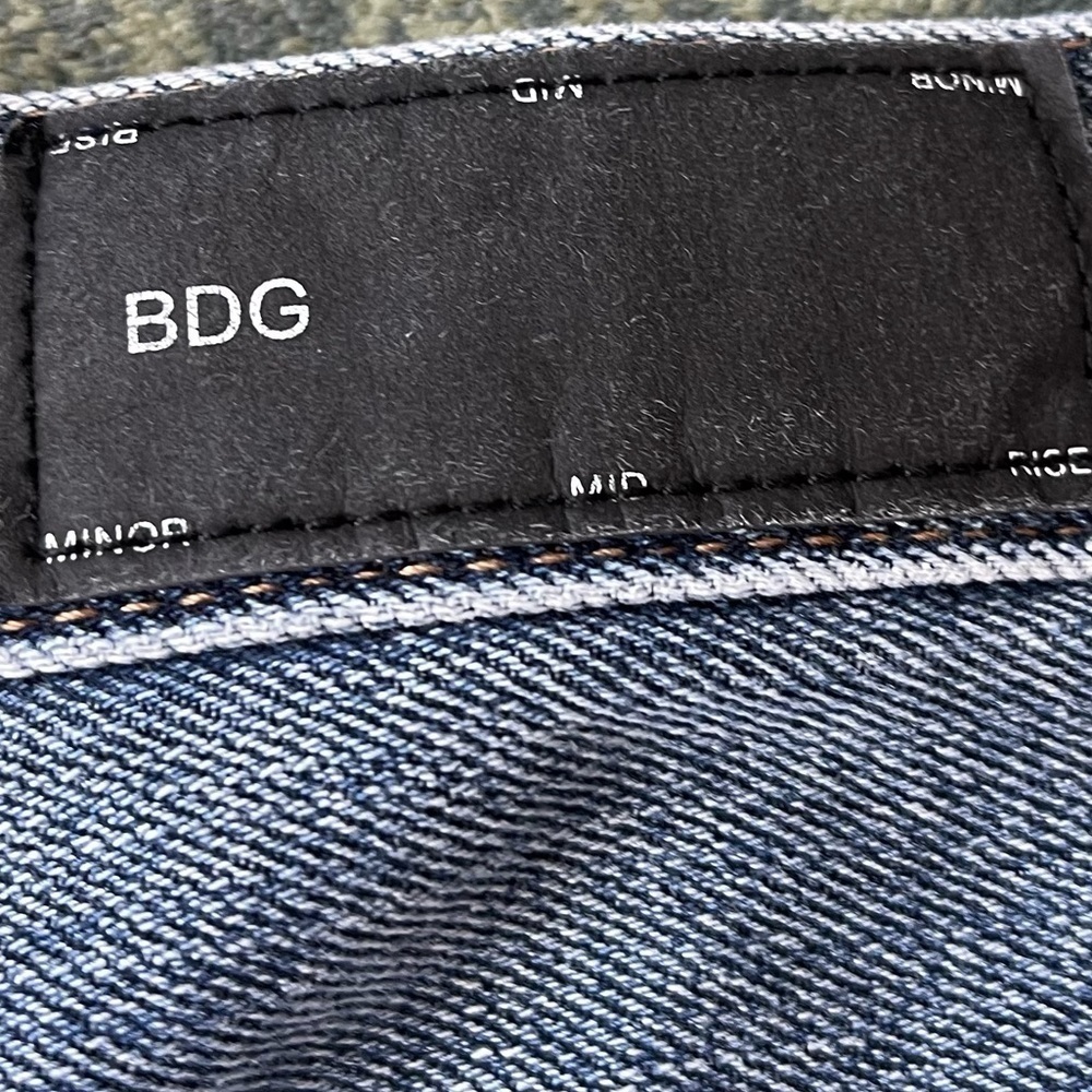 BDG Jean Shorts 27 - Picture 4 of 4